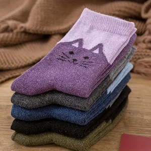 5 pairs of cozy warm mixed color socks with very cute cat design